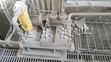 遠東保溫瀝青泵、燃油泵在路翔股份現場展示